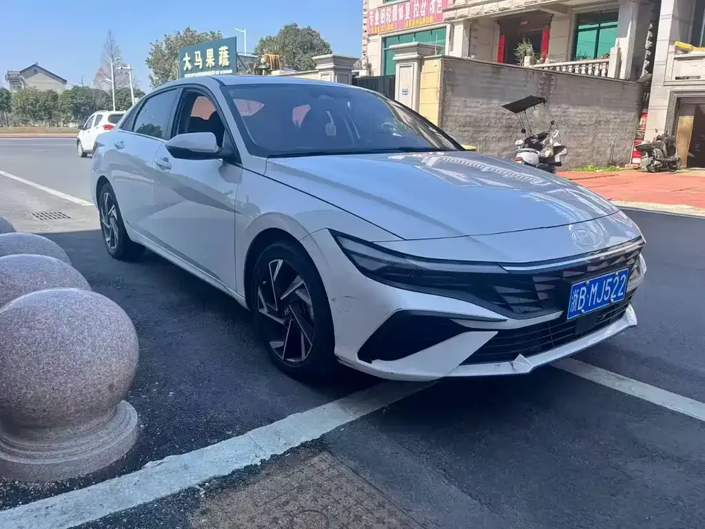 Hyundai Elantra 2024 из CN, фото 4