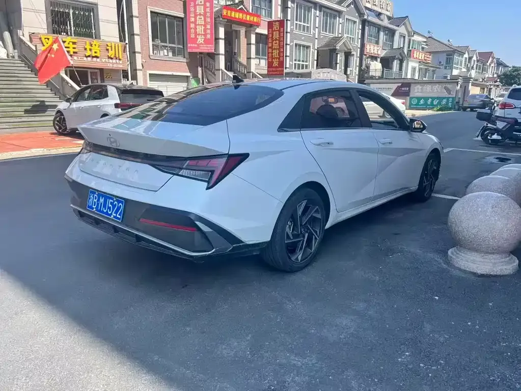 Hyundai Elantra 2024 из CN, фото 7