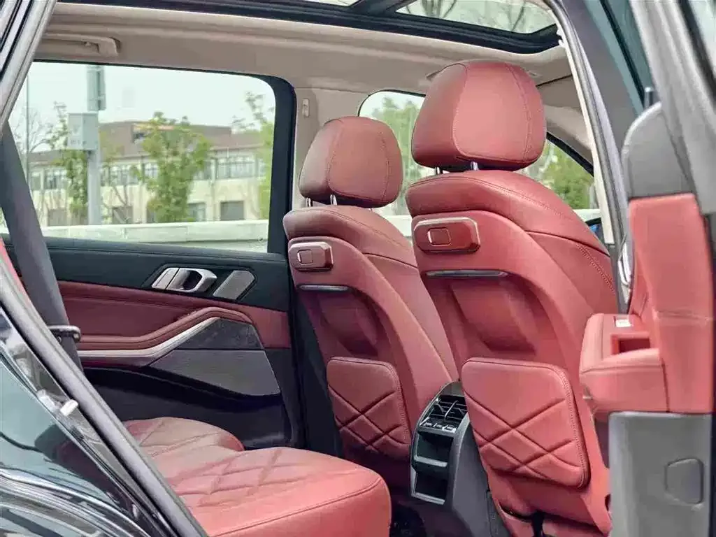 BMW X5 2024 из CN, фото 2