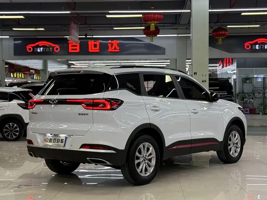 Chery Tiggo 7 — фото 9