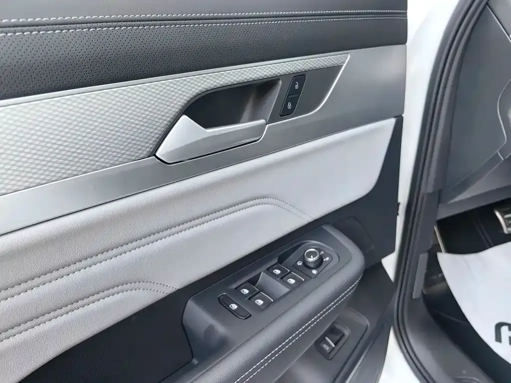Volkswagen Tavendor 2025 из CN, фото 10