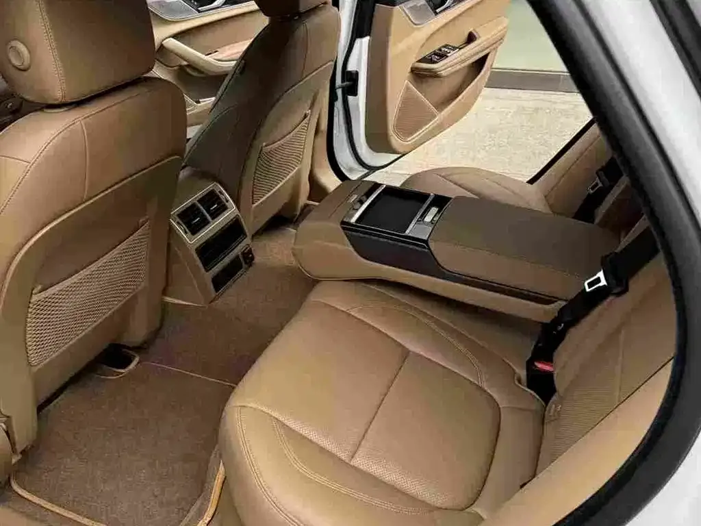 Jaguar XFL 2024 из CN, фото 4