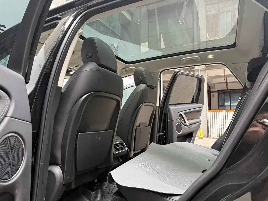 Land Rover Discovery Sport 2023 из CN, фото 8