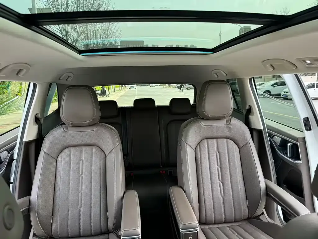 Volkswagen Viloran 2021 из CN, фото 5