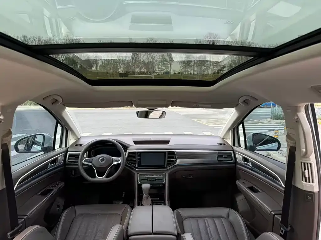 Volkswagen Viloran 2021 из CN, фото 4