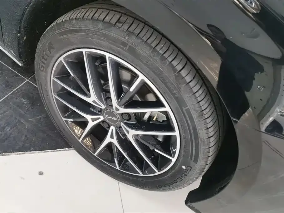 BYD Seal 07 DM-i — фото 6