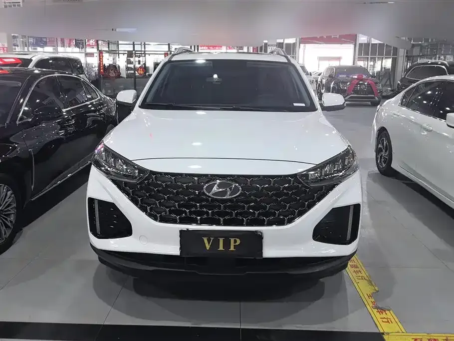 Hyundai ix35 — фото 10