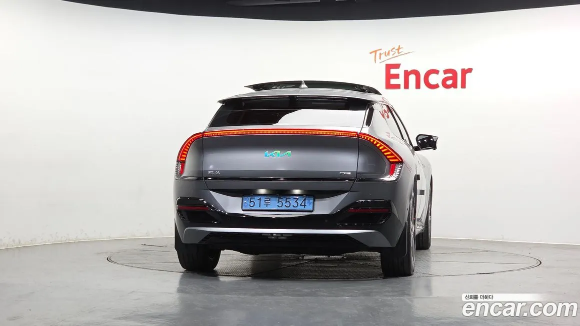 Kia EV6 — фото 4