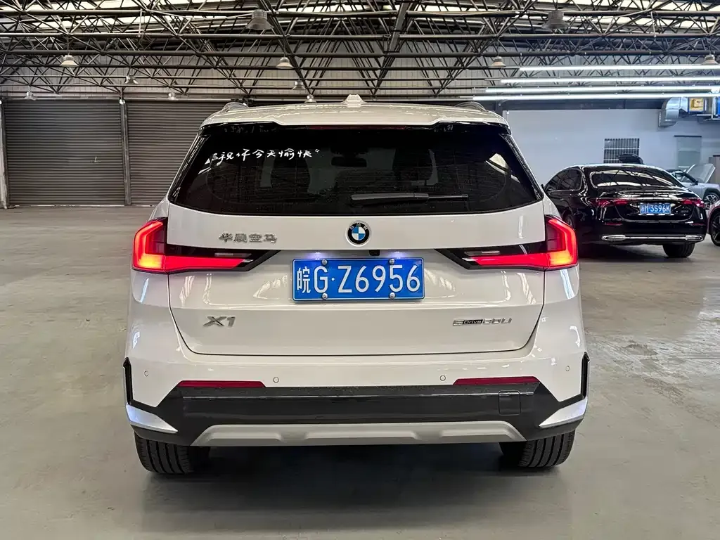 BMW X1 — фото 3