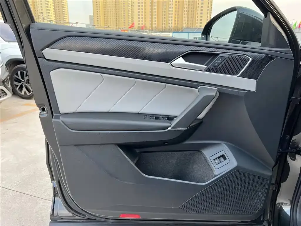 Volkswagen Tayron 2023 из CN, фото 4