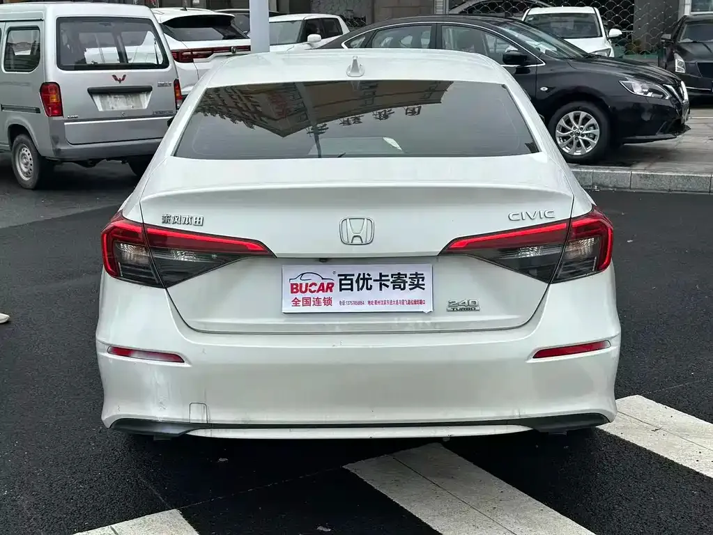 Honda Civic — фото 7