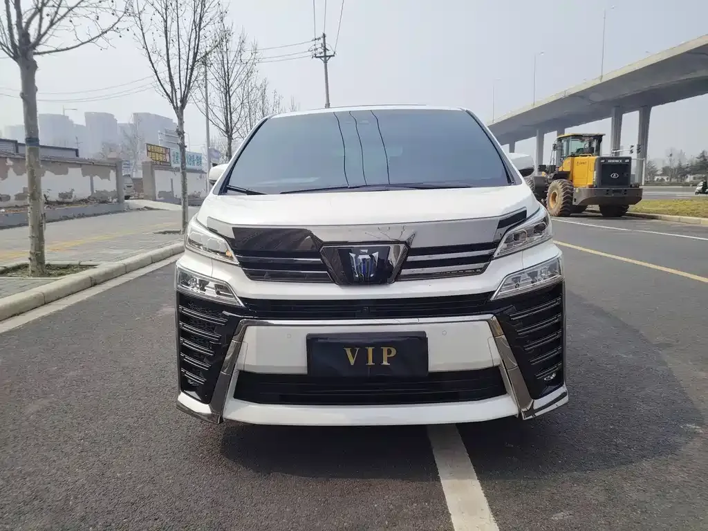 Toyota Vellfire 2023 из CN, фото 10