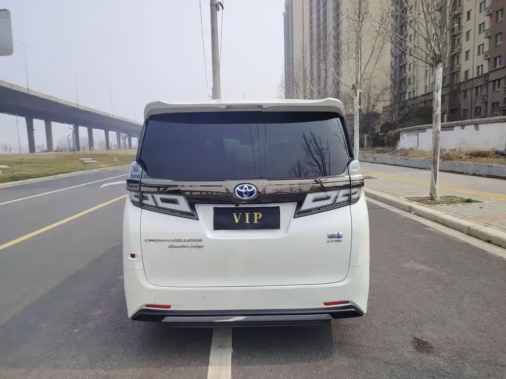 Toyota Vellfire 2023 из CN, фото 9