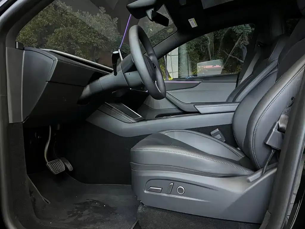 Tesla Model Y 2026 из CN, фото 4