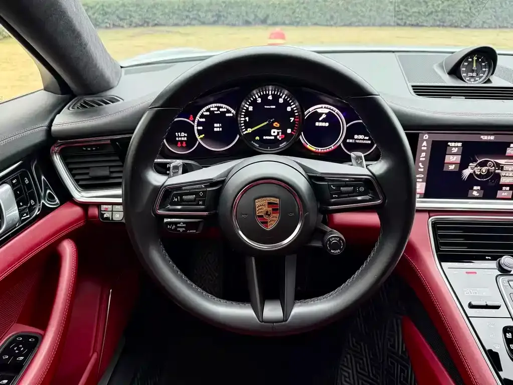 Porsche Panamera Hybrid 2022 из CN, фото 6