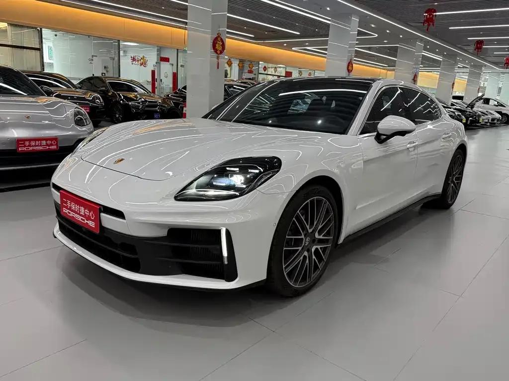 Porsche Panamera 2026 из CN, фото 1
