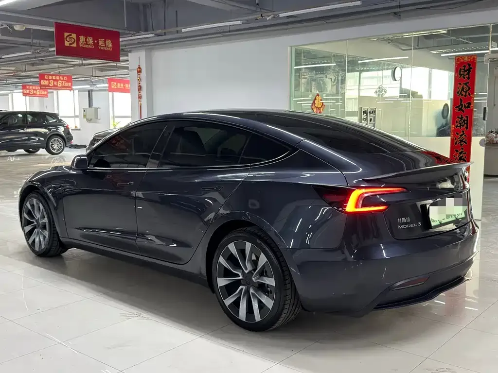 Tesla Model 3 2024 из CN, фото 8