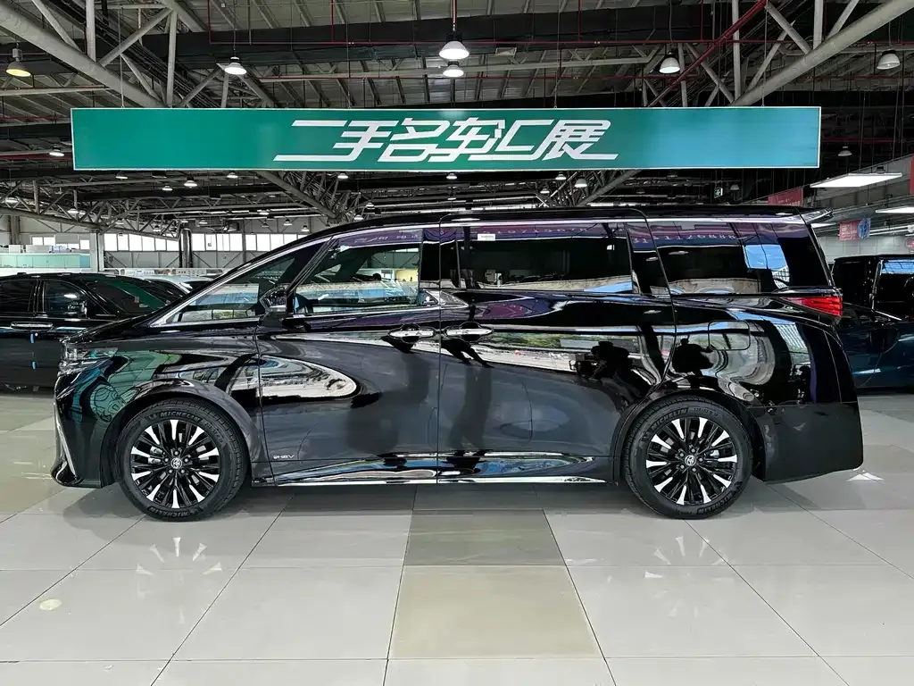 Toyota Alphard 2025 из CN, фото 3