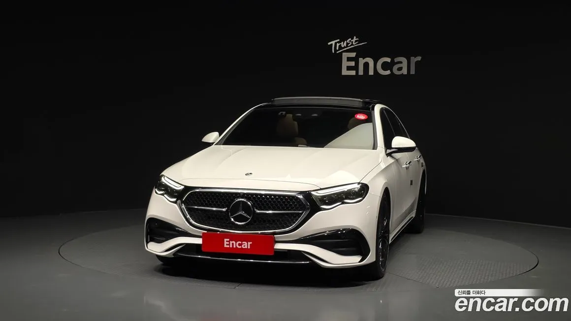 Mercedes-Benz E-Class — фото 2