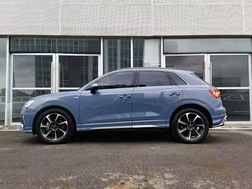 Audi Q3 2022 из CN, фото 10