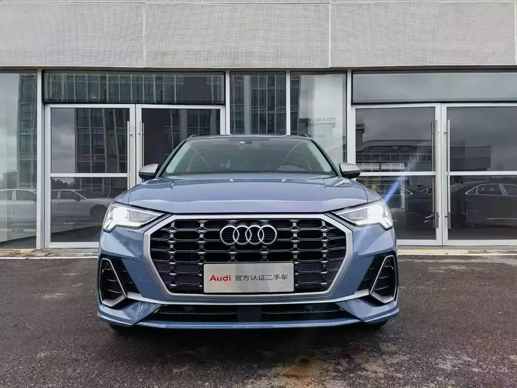 Audi Q3 2022 из CN, фото 2