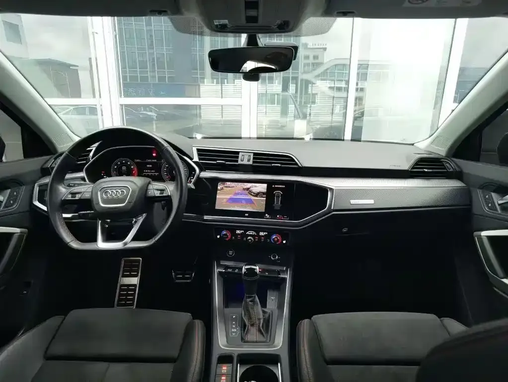 Audi Q3 2022 из CN, фото 5
