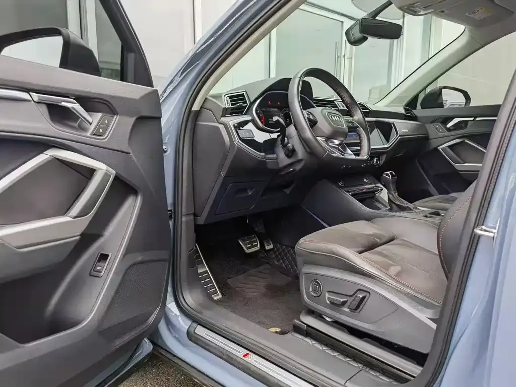 Audi Q3 2022 из CN, фото 7