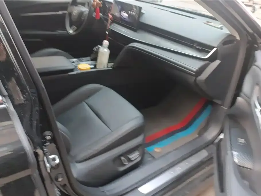 Toyota Camry 2024 из CN, фото 5