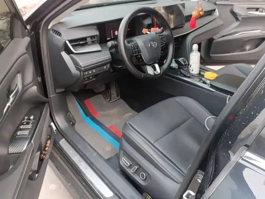 Toyota Camry 2024 из CN, фото 4