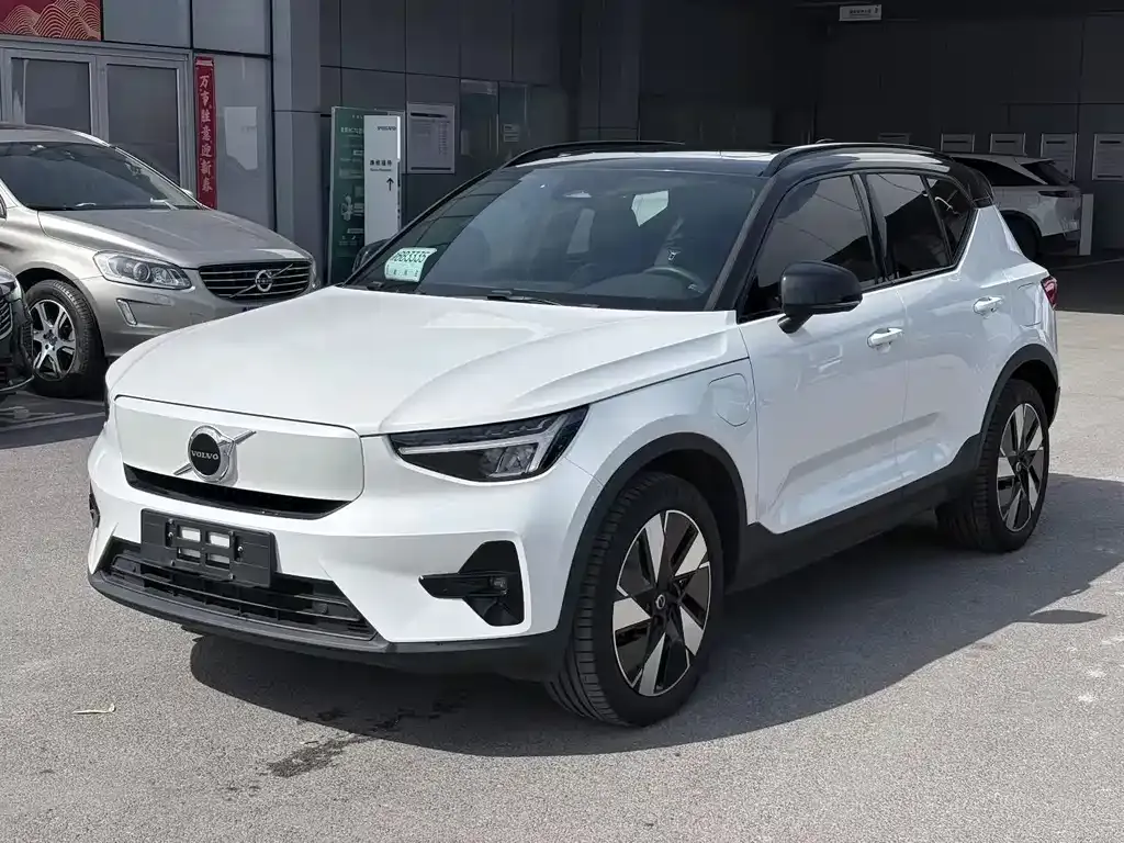 Volvo XC40 NEV 2024 из CN, фото 1