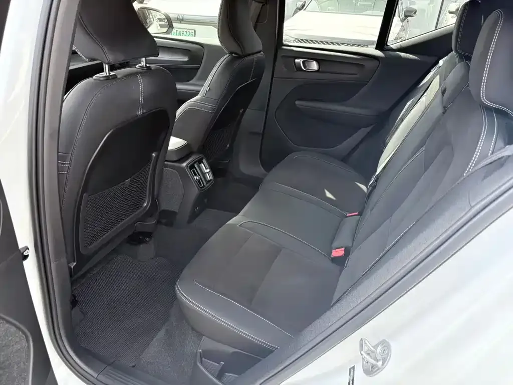 Volvo XC40 NEV 2024 из CN, фото 4