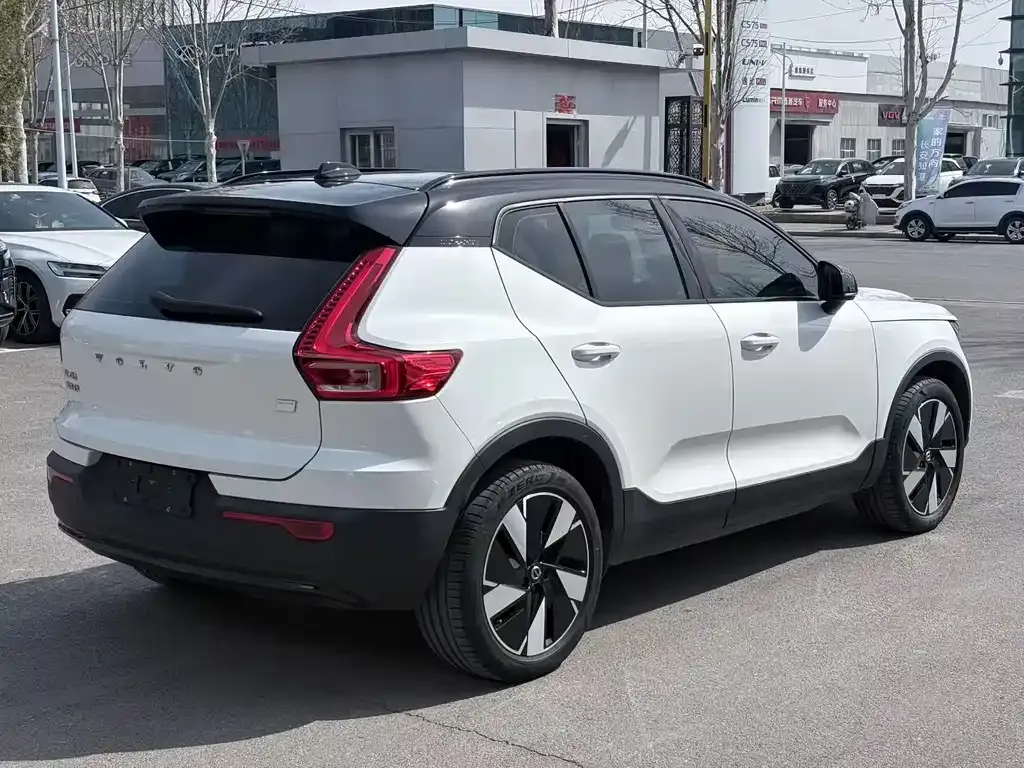 Volvo XC40 NEV 2024 из CN, фото 8