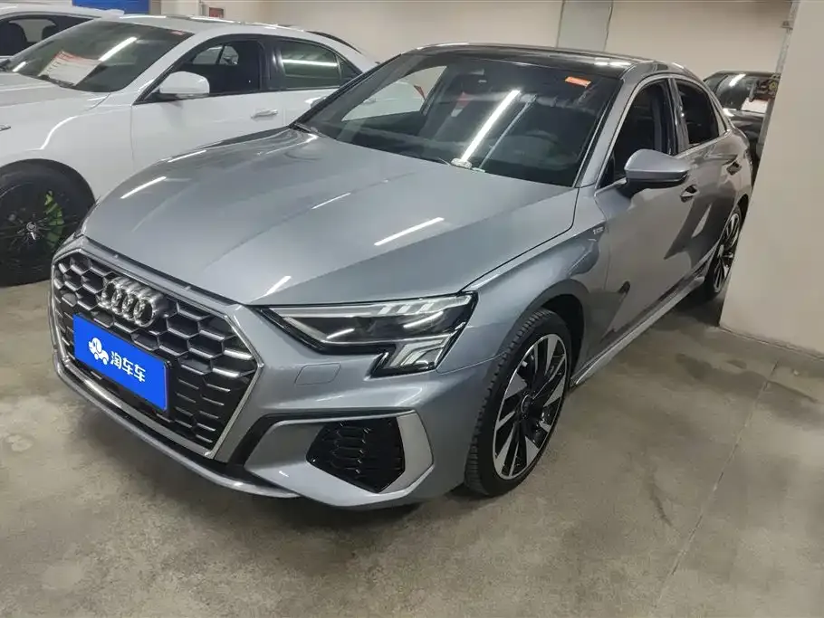 Audi A3 2024 из CN, фото 1