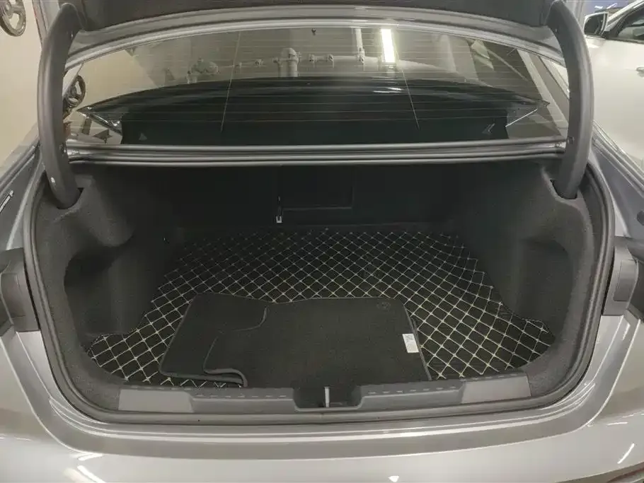 Audi A3 2024 из CN, фото 3