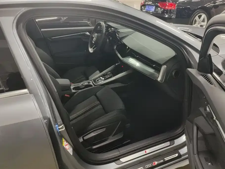 Audi A3 2024 из CN, фото 10