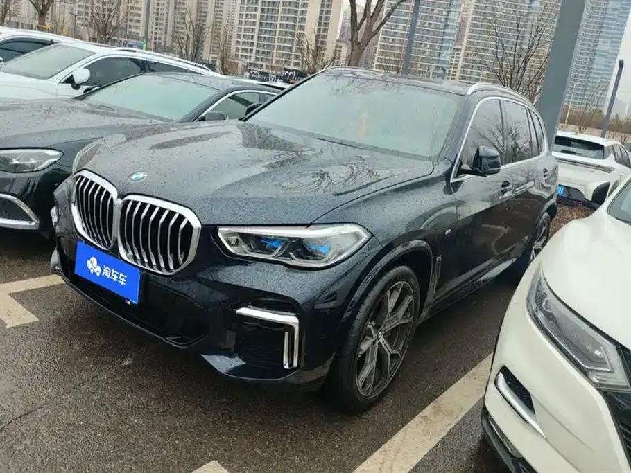 BMW X5 — фото 1