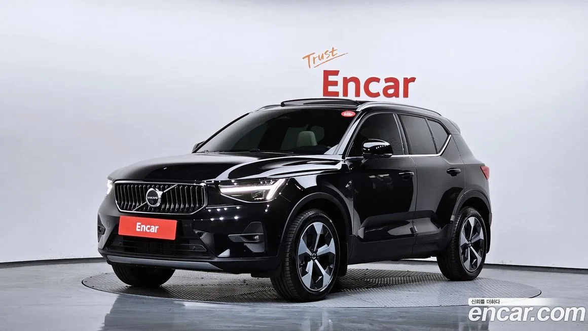 Volvo XC40 2024 из KR, фото 1