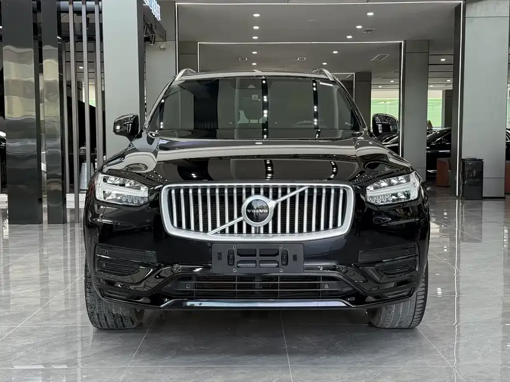 Volvo XC90 — фото 3