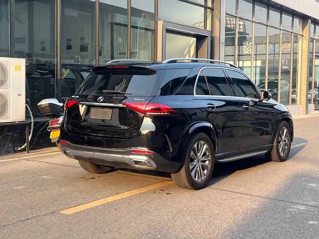 Mercedes-Benz GLE — фото 7
