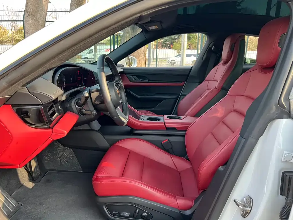 Porsche Taycan 2024 из CN, фото 2