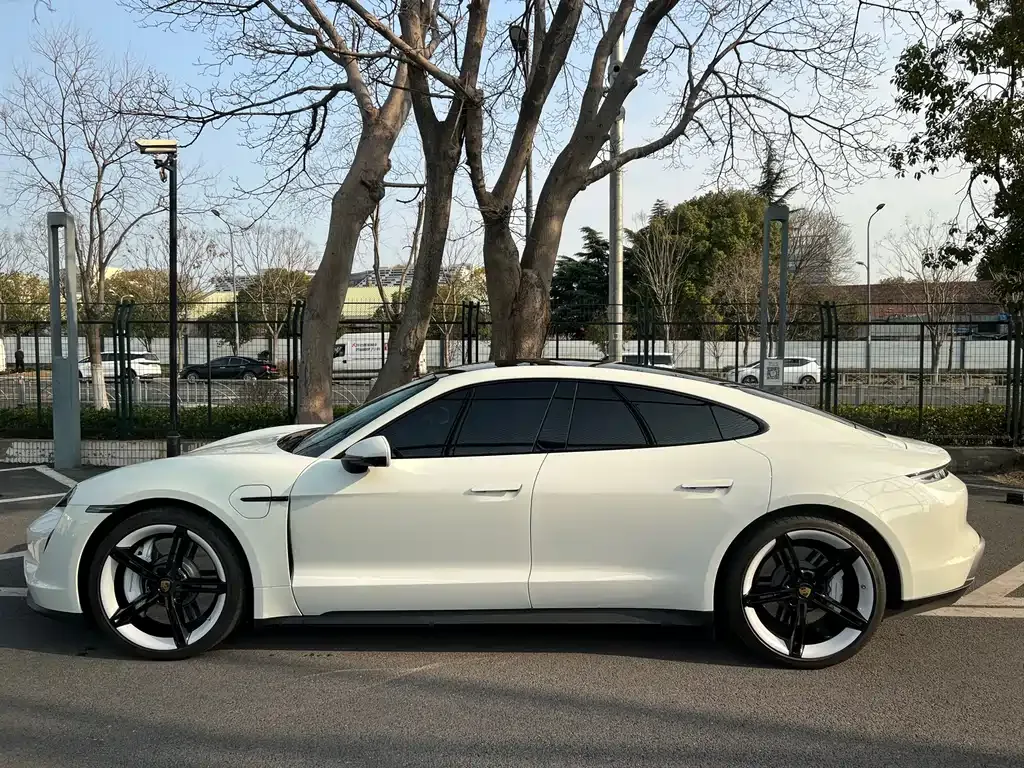 Porsche Taycan 2024 из CN, фото 7