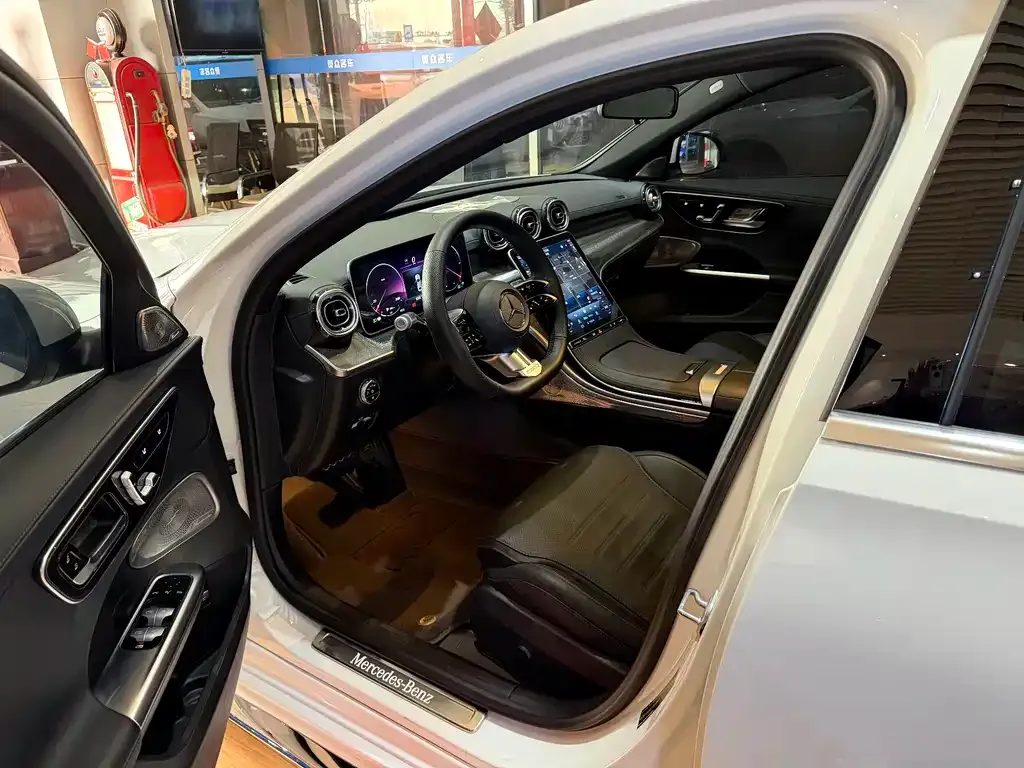 Mercedes-Benz C-Class 2024 из CN, фото 6