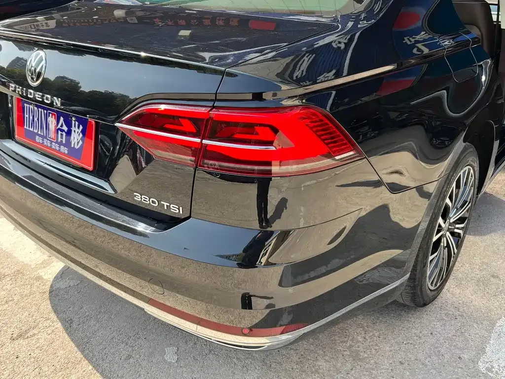 Volkswagen Phideon 2022 из CN, фото 7