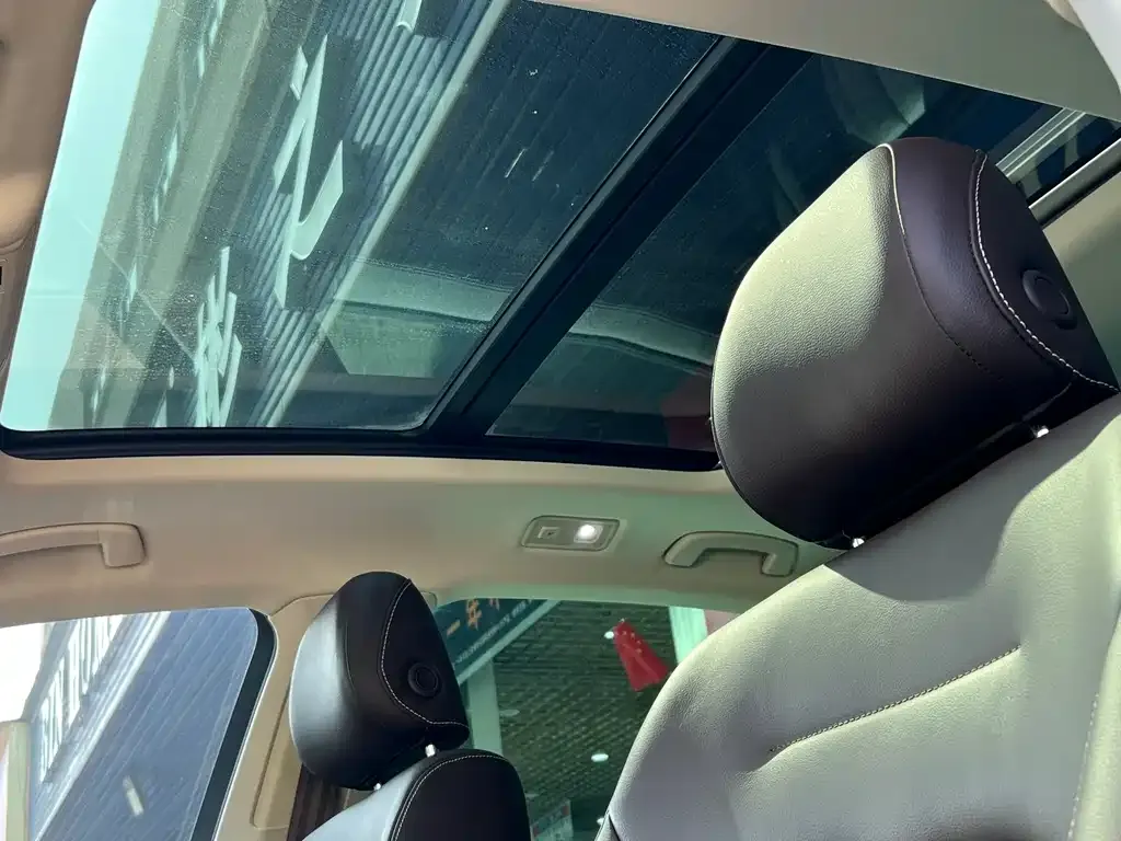 Volkswagen Phideon 2022 из CN, фото 4