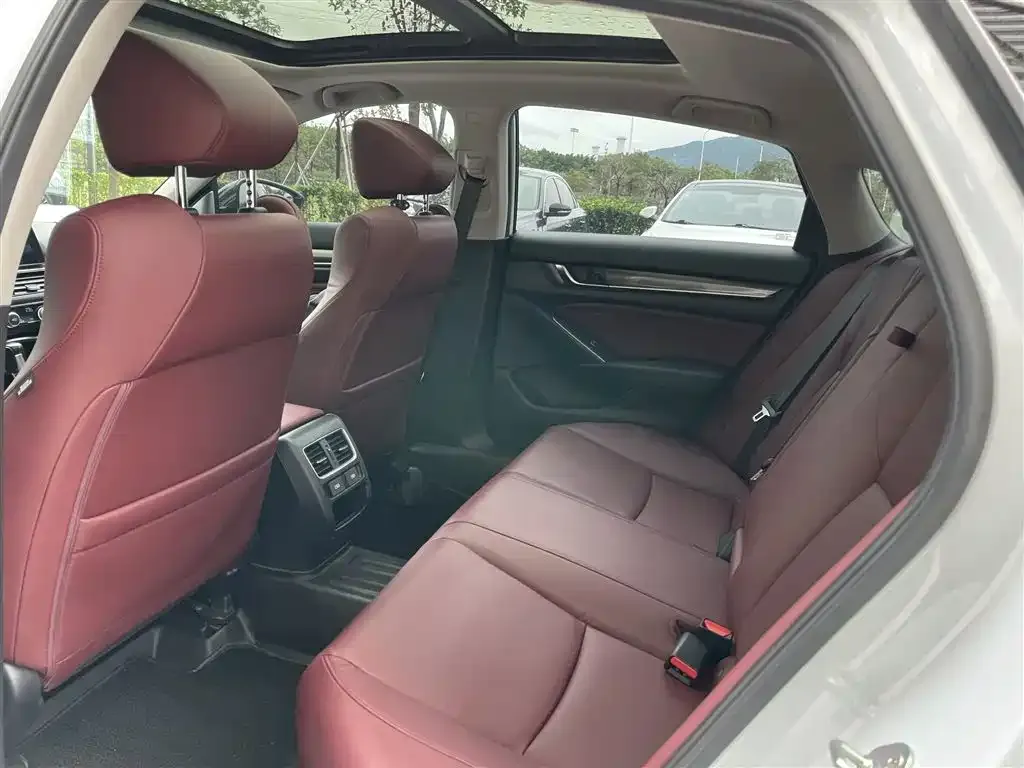 Honda Accord 2022 из CN, фото 6