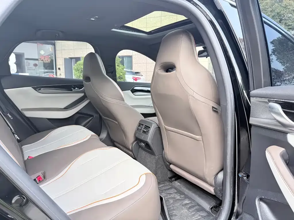 BYD Qin PLUS 2023 из CN, фото 7