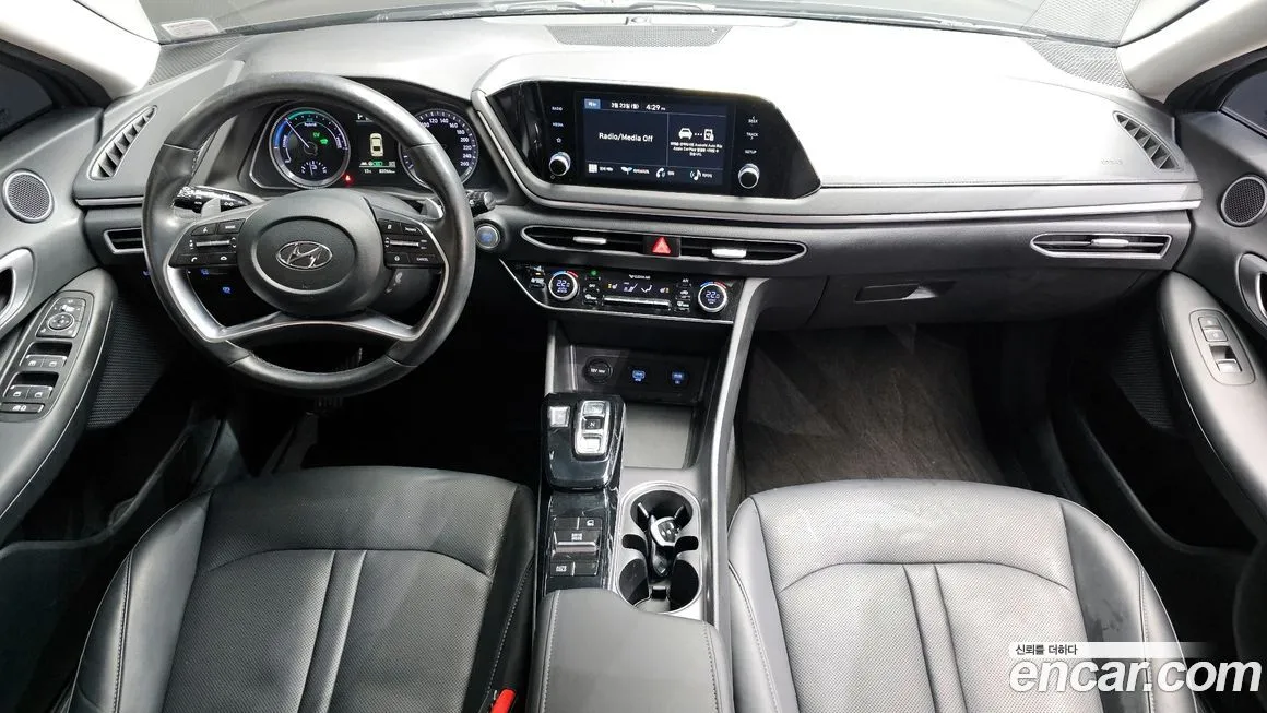 Hyundai Sonata 2022 из KR, фото 5