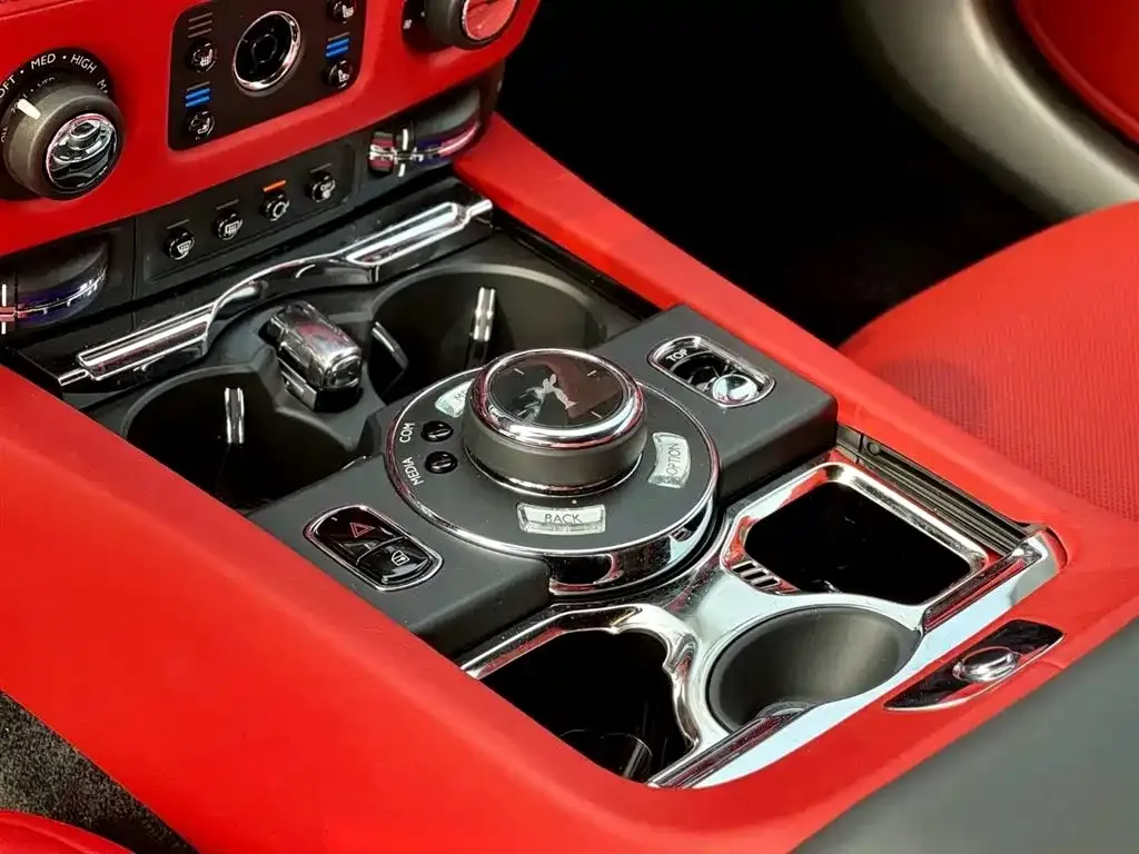Rolls-Royce Dawn 2021 из CN, фото 8