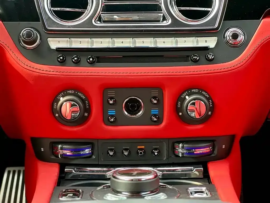 Rolls-Royce Dawn 2021 из CN, фото 10