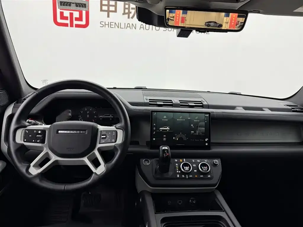 Land Rover Defender — фото 4